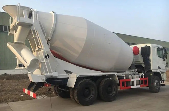 水泥运输车